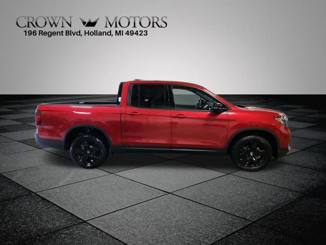 2024 Honda Ridgeline Black Edition photo 2