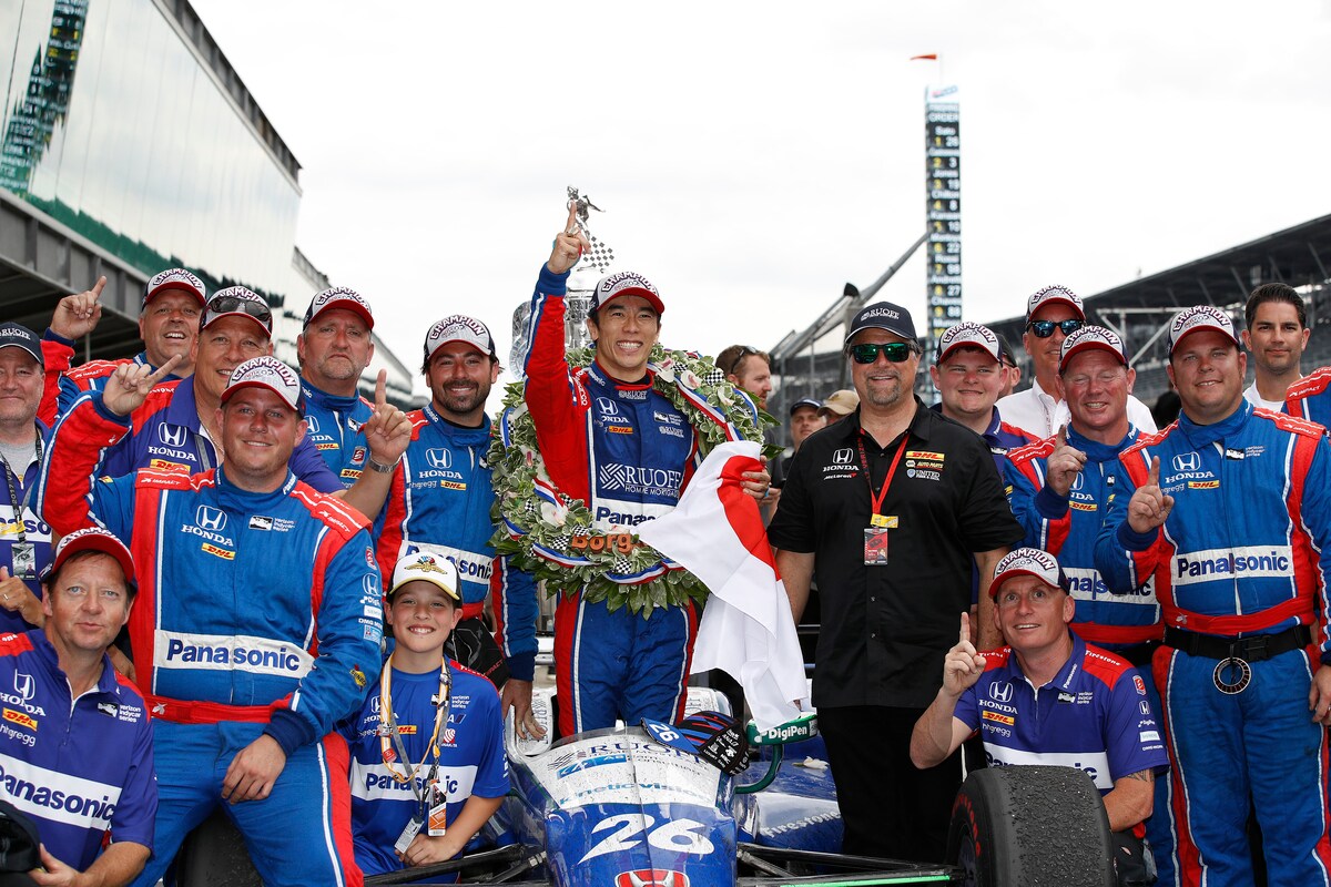 Takuma_Sato_at_2017_Indy_500___4.jpg
