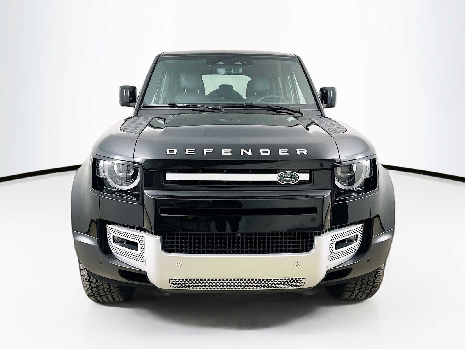 Used 2024 Land Rover Defender SE with VIN SALEPEFE2R2262968 for sale in Dublin, OH