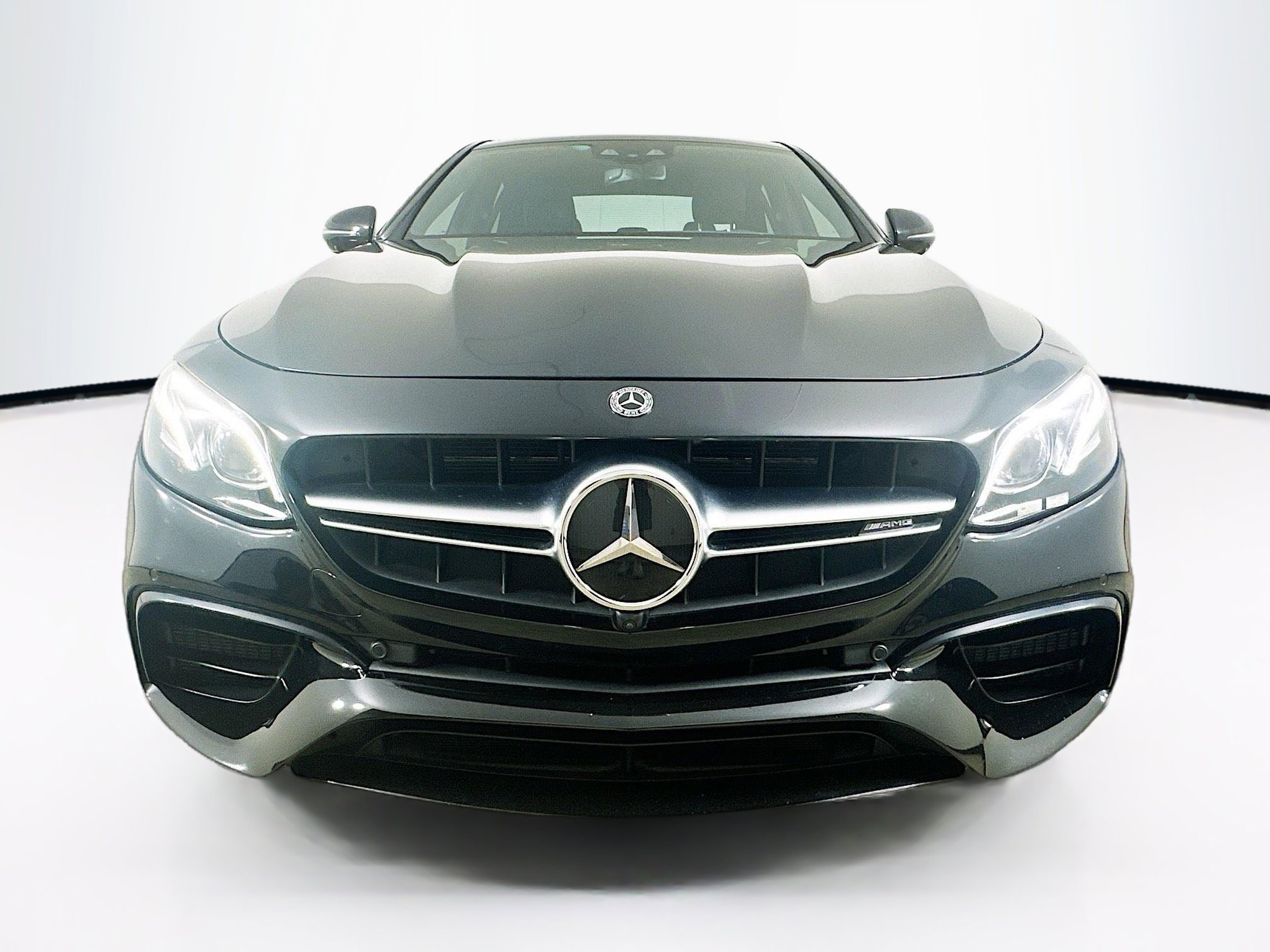 2020 Mercedes Benz E AMG 63 S 4MATIC photo 2
