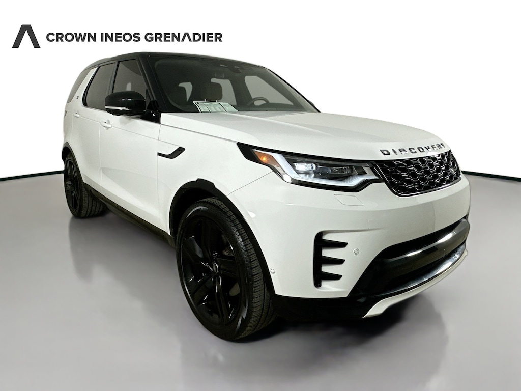 Used 2024 Land Rover Discovery Dynamic SE P300 Dynamic SE