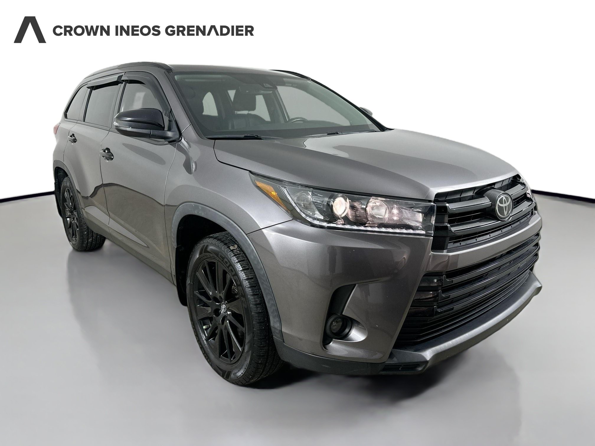 Used 2019 Toyota Highlander SE SE V6 AWD