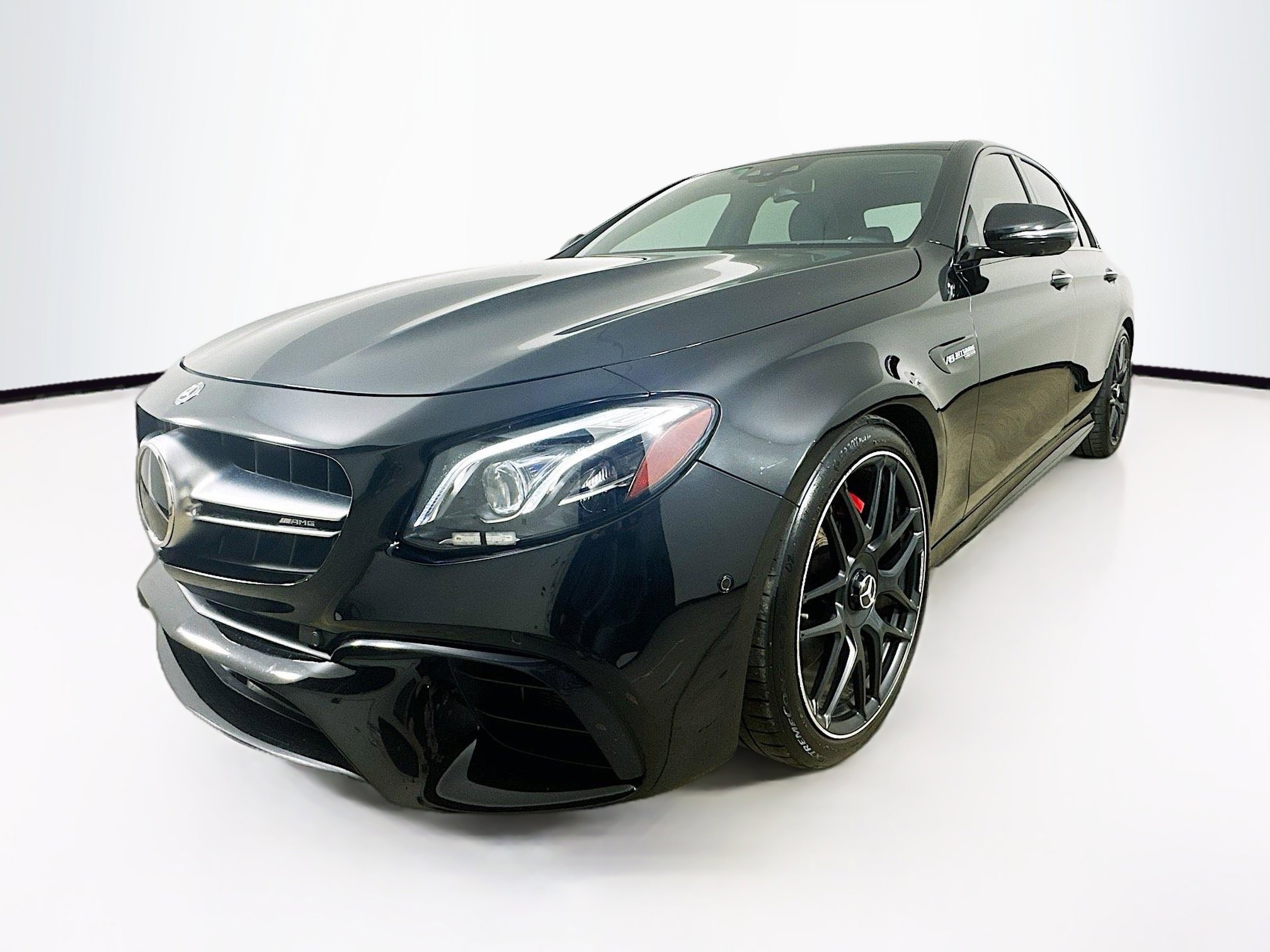 2020 Mercedes Benz E AMG 63 S 4MATIC photo 3