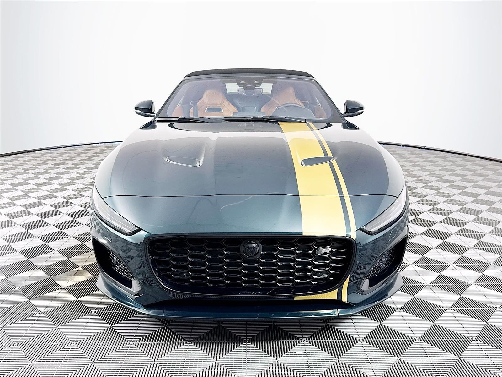 2024 Jaguar F-TYPE P575 R R75 photo 2