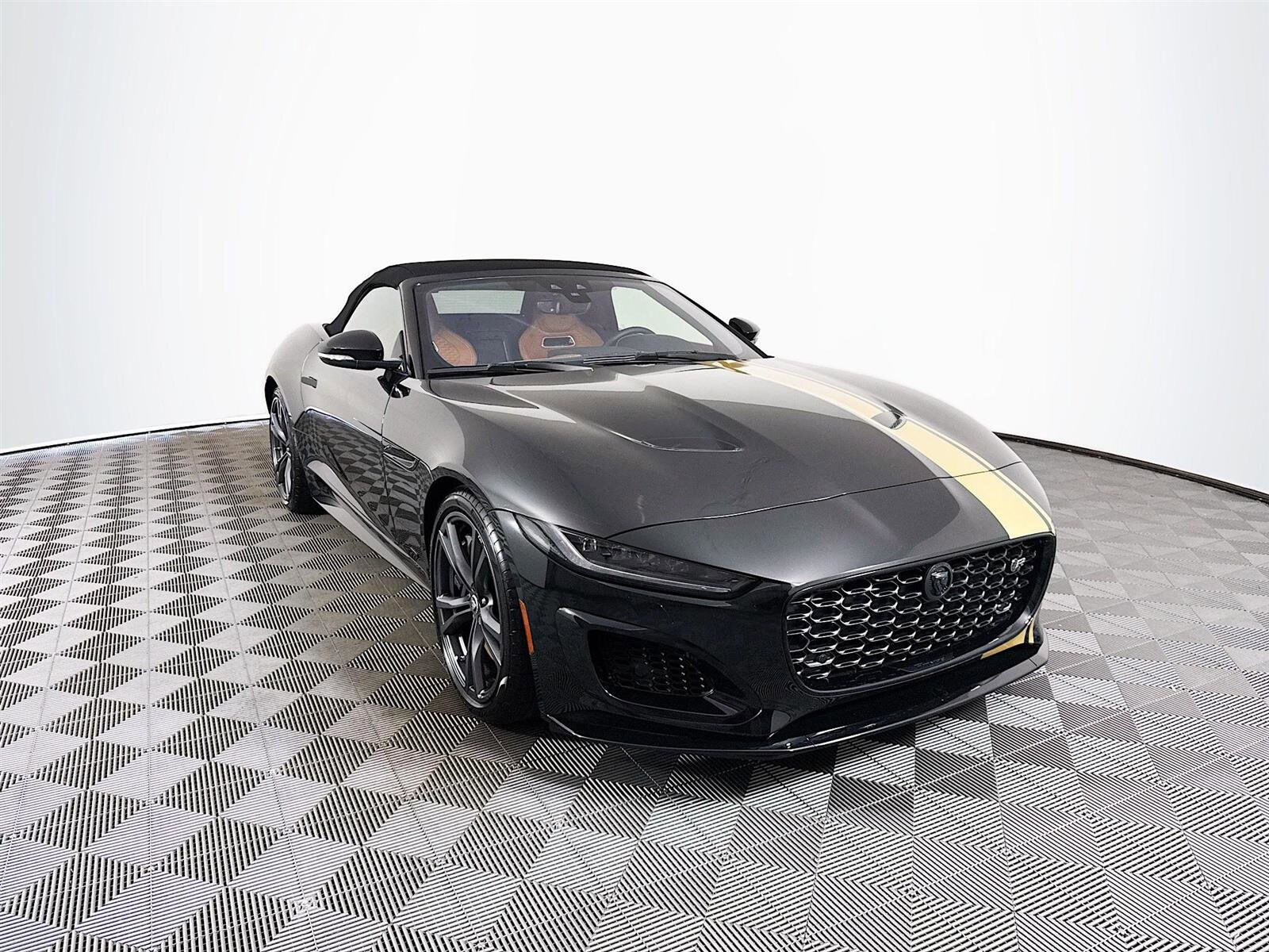 2024 Jaguar F-TYPE P575 R R75 photo 3
