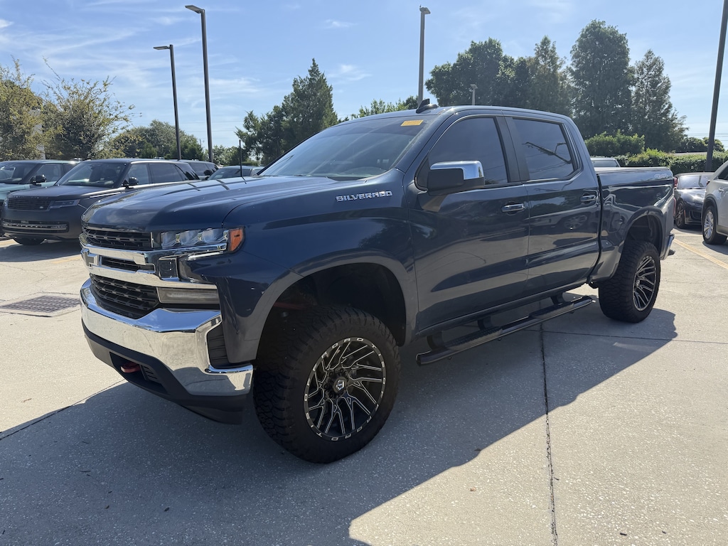 Used 2021 Chevrolet Silverado 1500 LT Truck Crew Cab