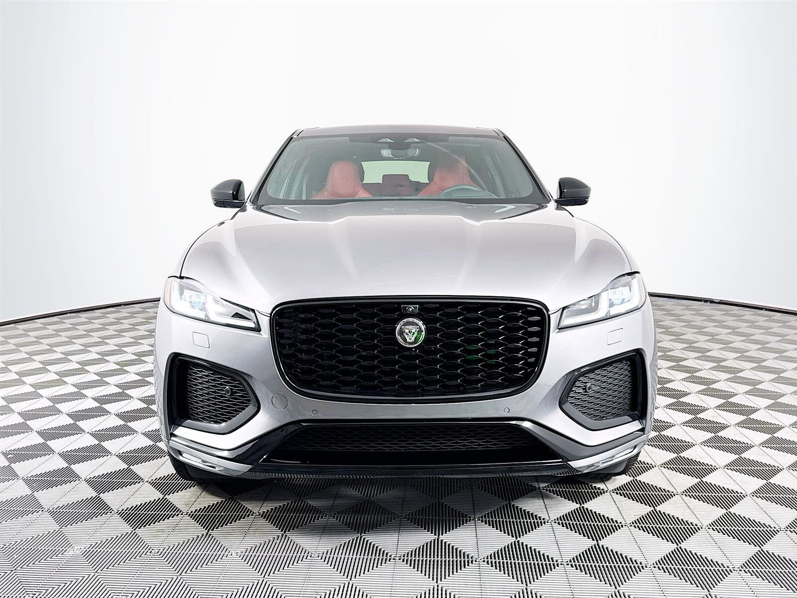 2026 Jaguar F-PACE P250 R-Dynamic S photo 2