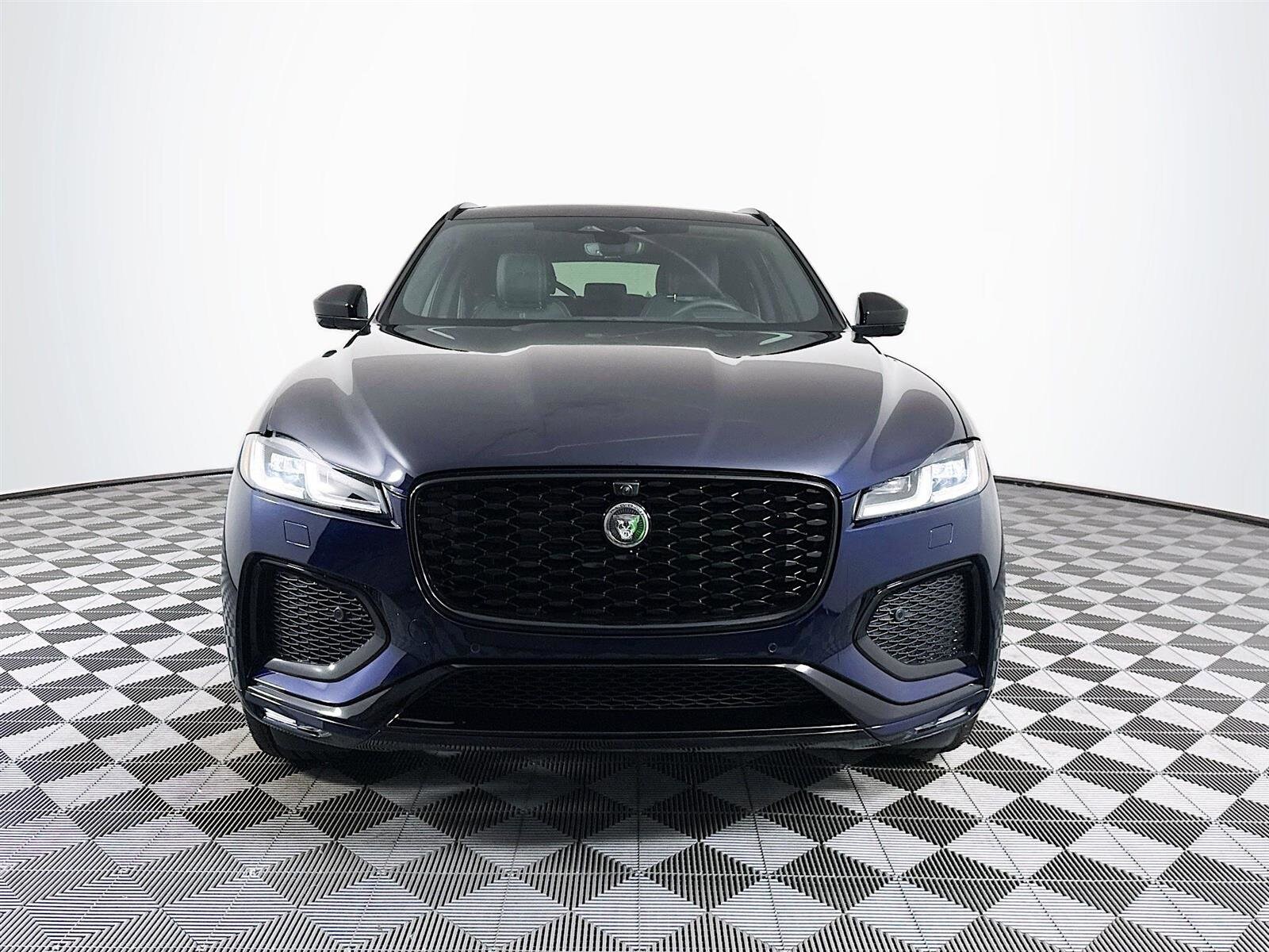 2026 Jaguar F-PACE P250 R-Dynamic S photo 2
