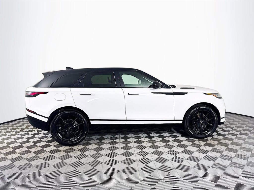 Used 2026 Land Rover Range Rover Velar P250 Dynamic SE SUV