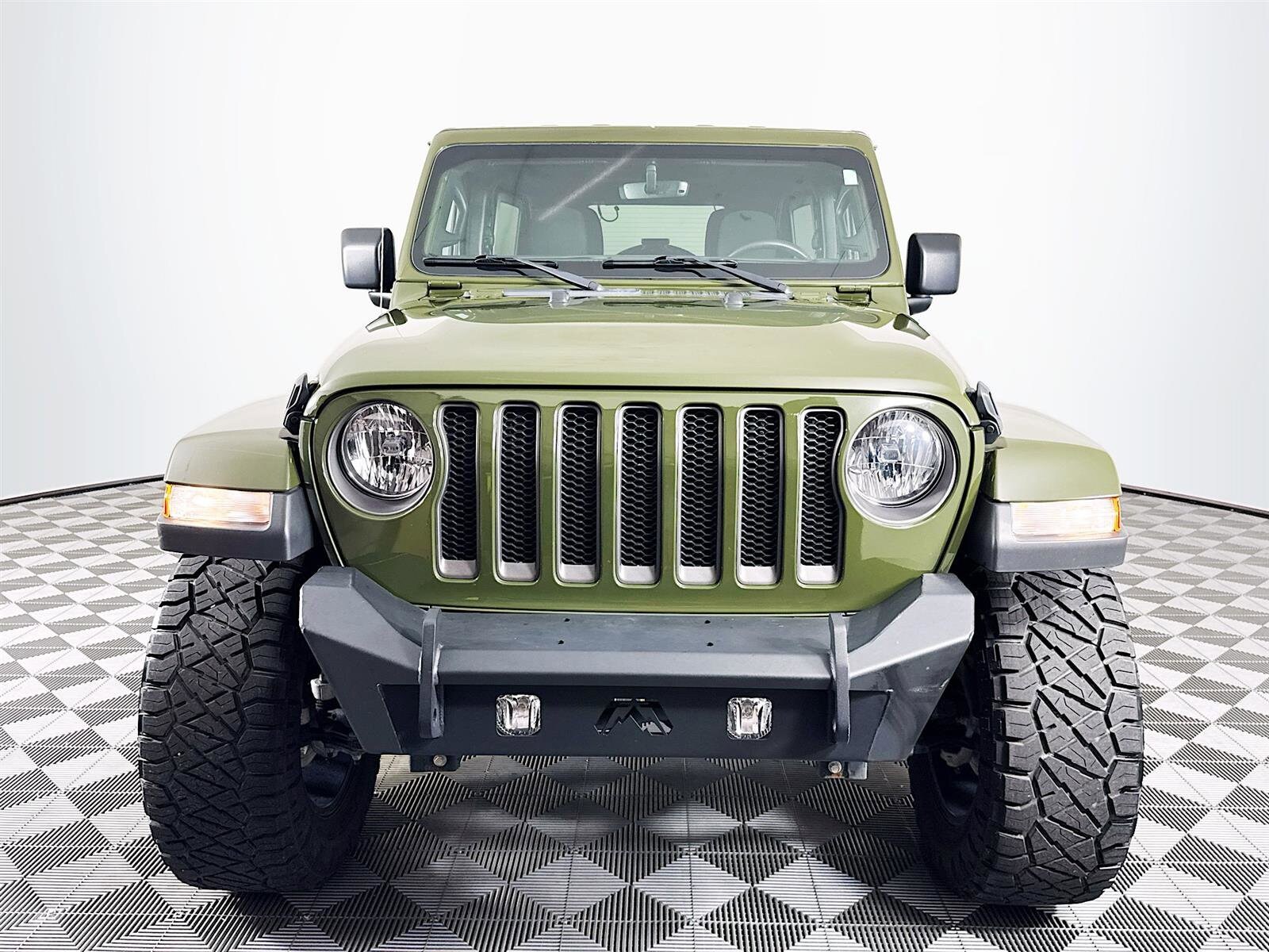 2022 Jeep Wrangler Unlimited Sahara photo 2