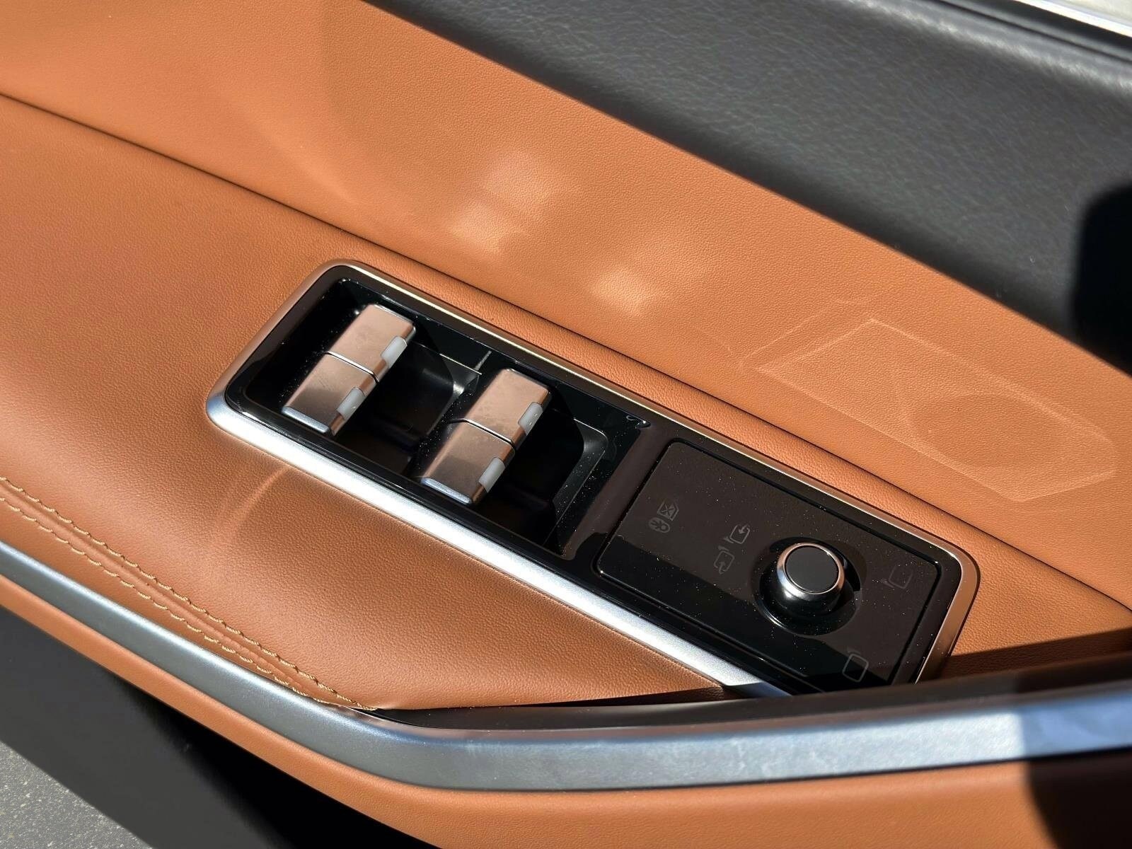 2026 Jaguar F-Pace R-Dynamic S - Photo 13