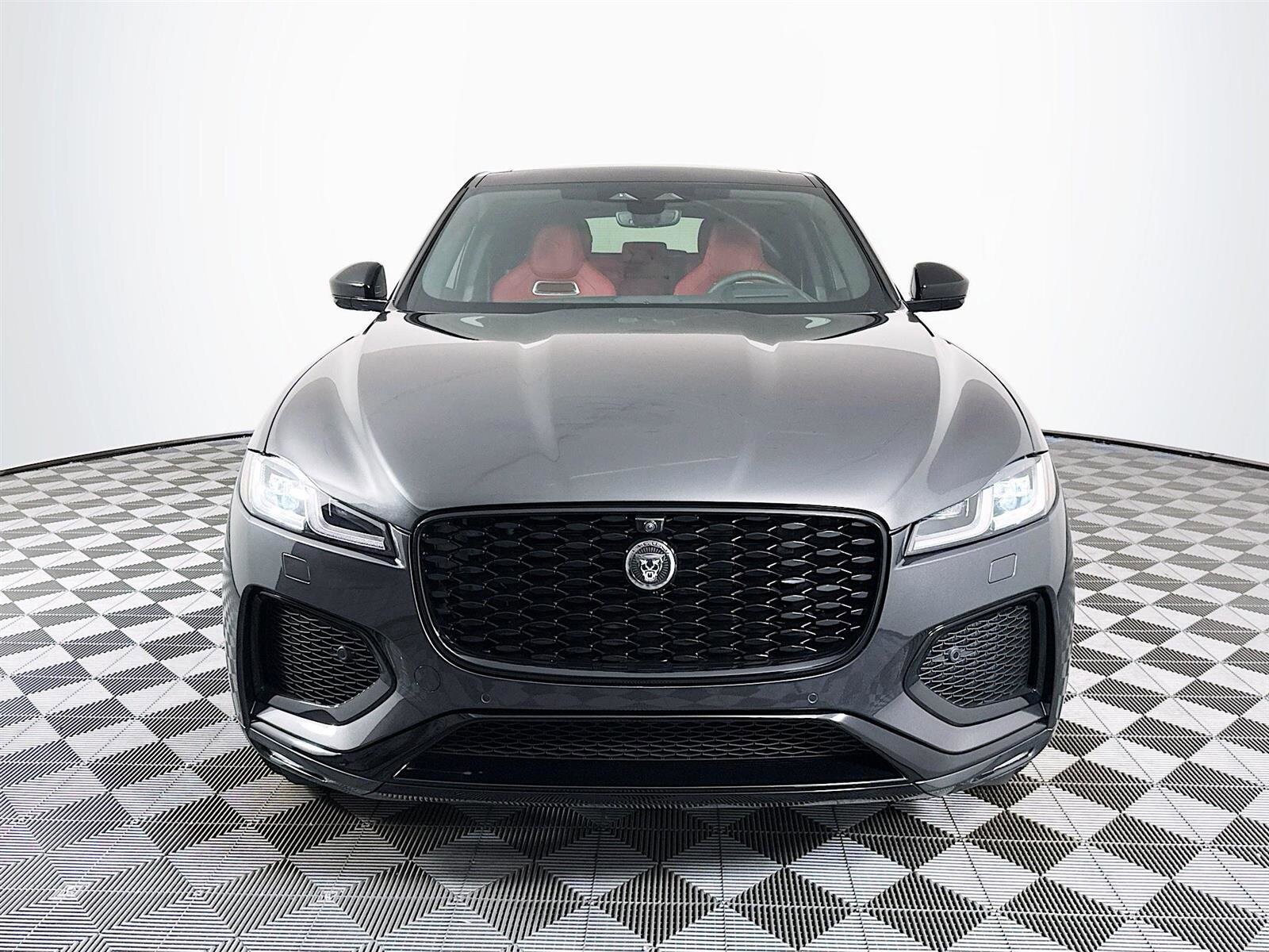 2026 Jaguar F-PACE R-Dynamic S P400 photo 2