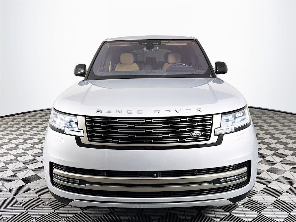 Used 2023 Land Rover Range Rover P530 SE SUV