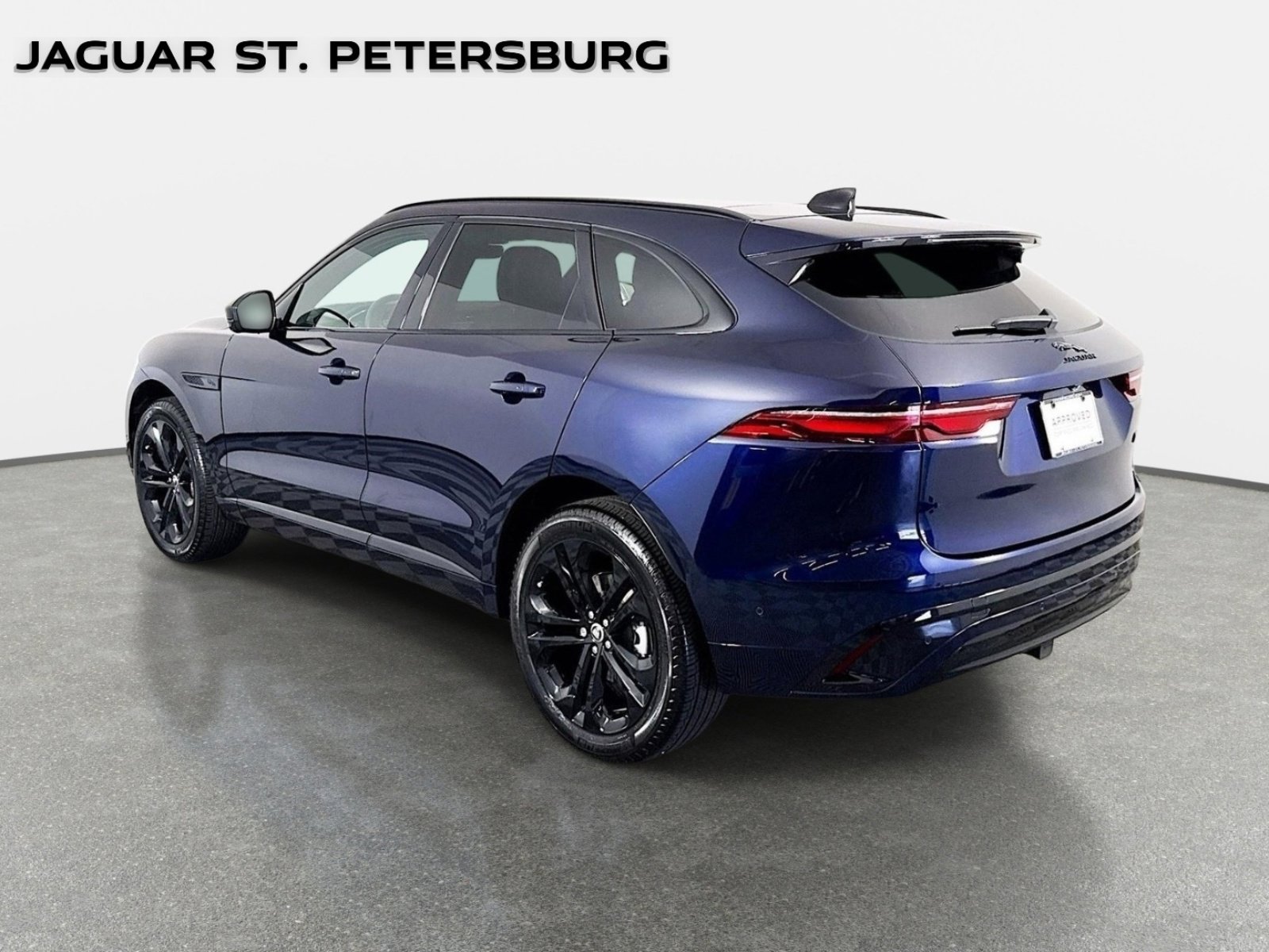 2026 Jaguar F-Pace R-Dynamic S - Photo 7