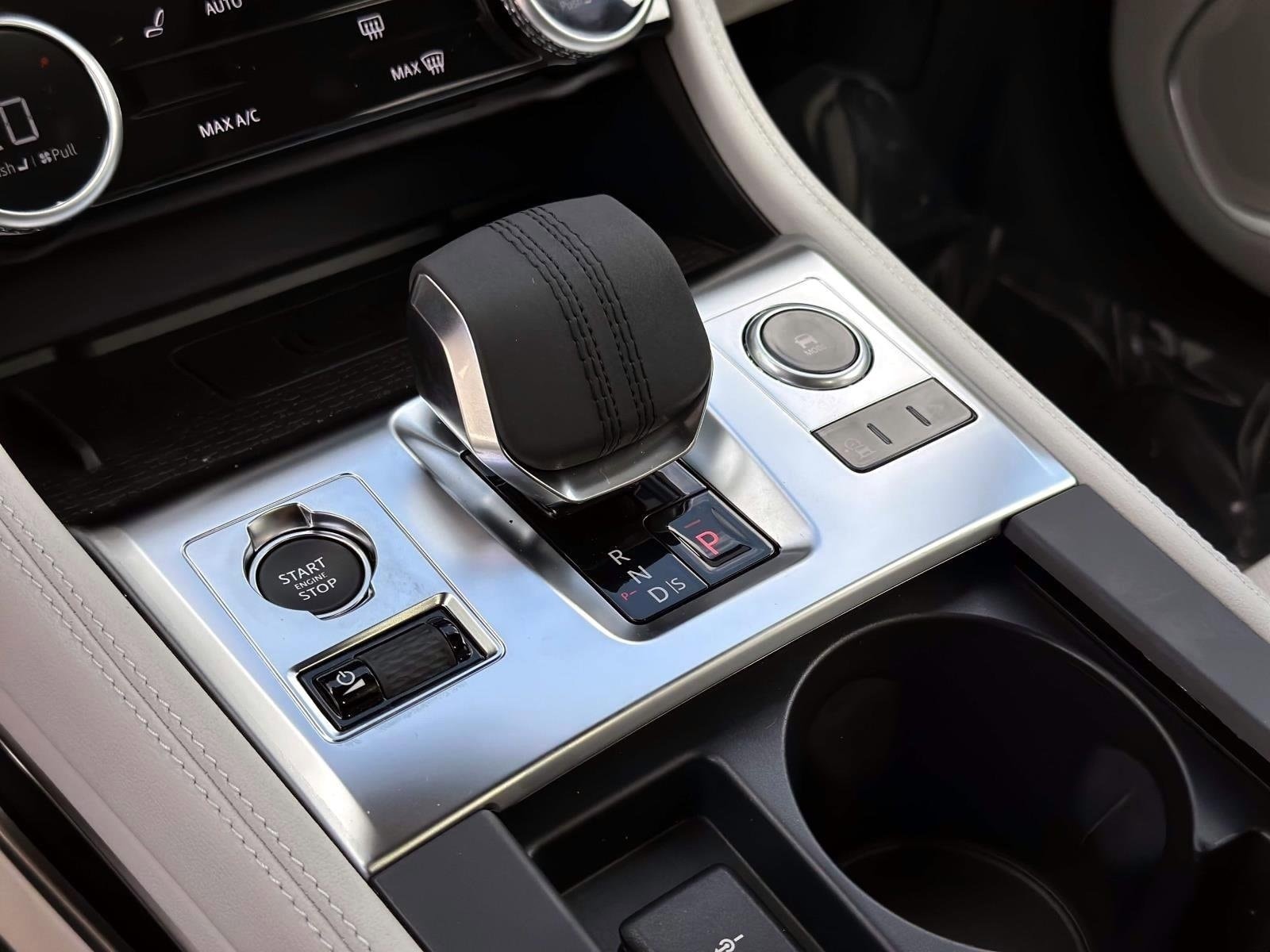 2026 Jaguar F-Pace R-Dynamic S - Photo 19