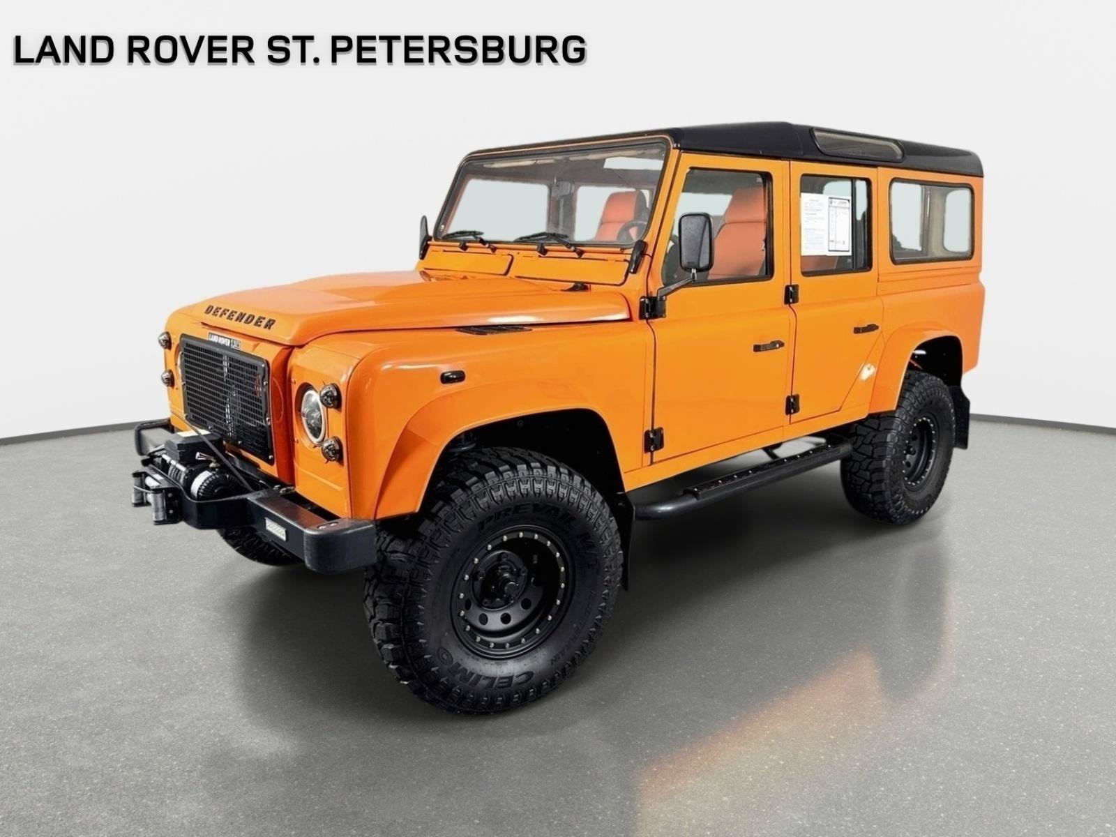  Land Rover Defender 110