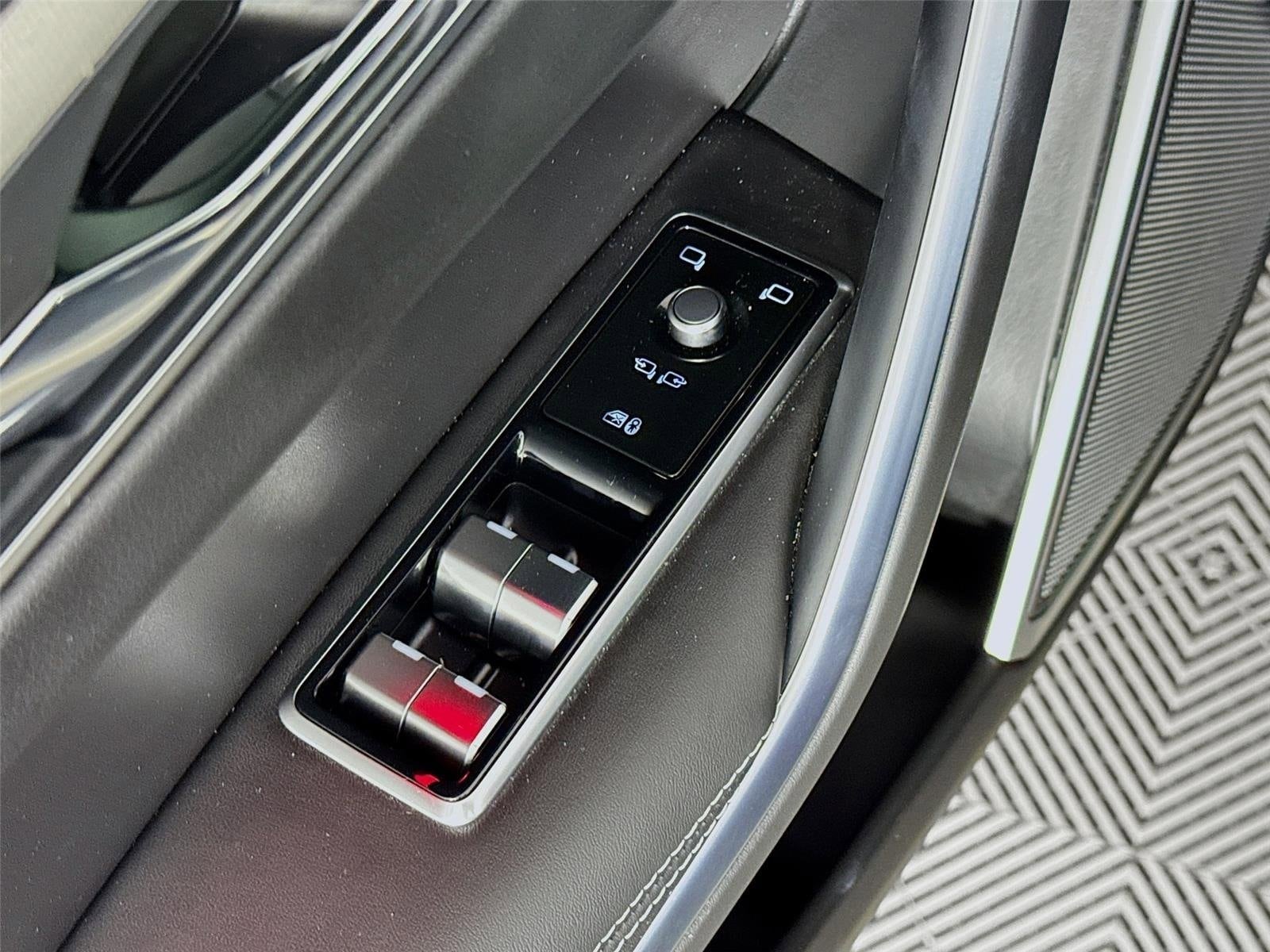 2026 Jaguar F-Pace R-Dynamic S - Photo 20