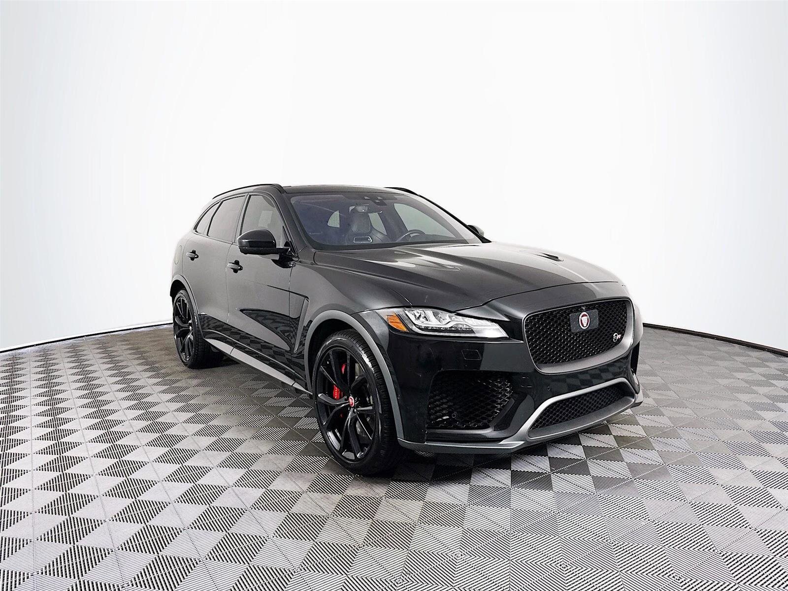 2020 Jaguar F-PACE SVR photo 3