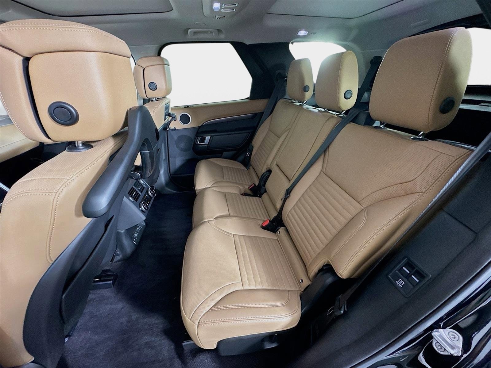 2025 Land Rover Discovery Metropolitan Edition - Photo 24