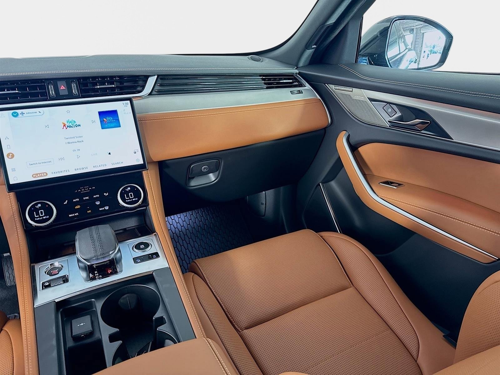 2026 Jaguar F-Pace R-Dynamic S - Photo 26