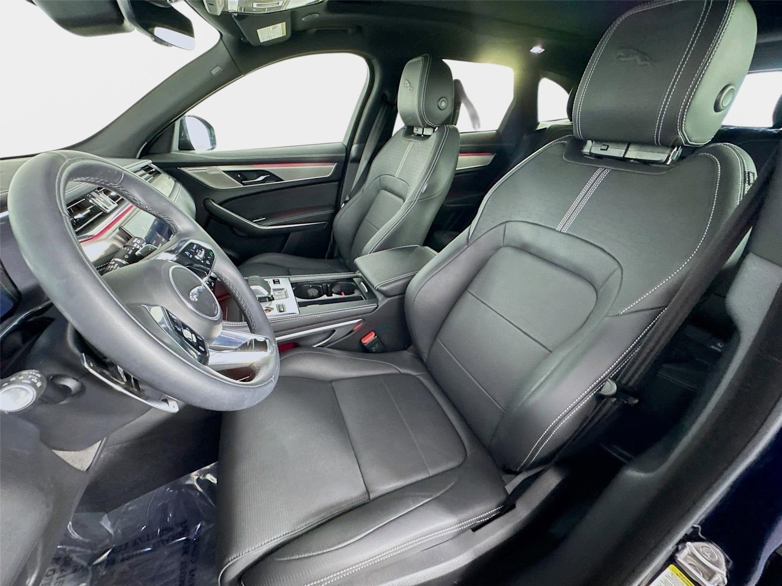 2026 Jaguar F-Pace R-Dynamic S - Photo 11