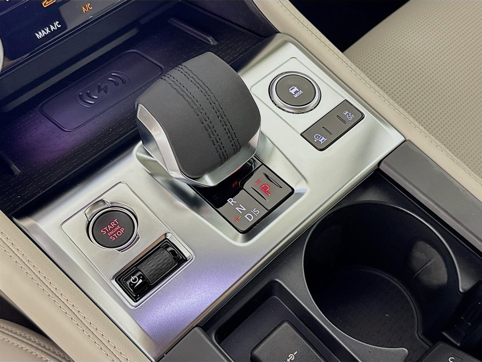2026 Jaguar F-Pace R-Dynamic S - Photo 17