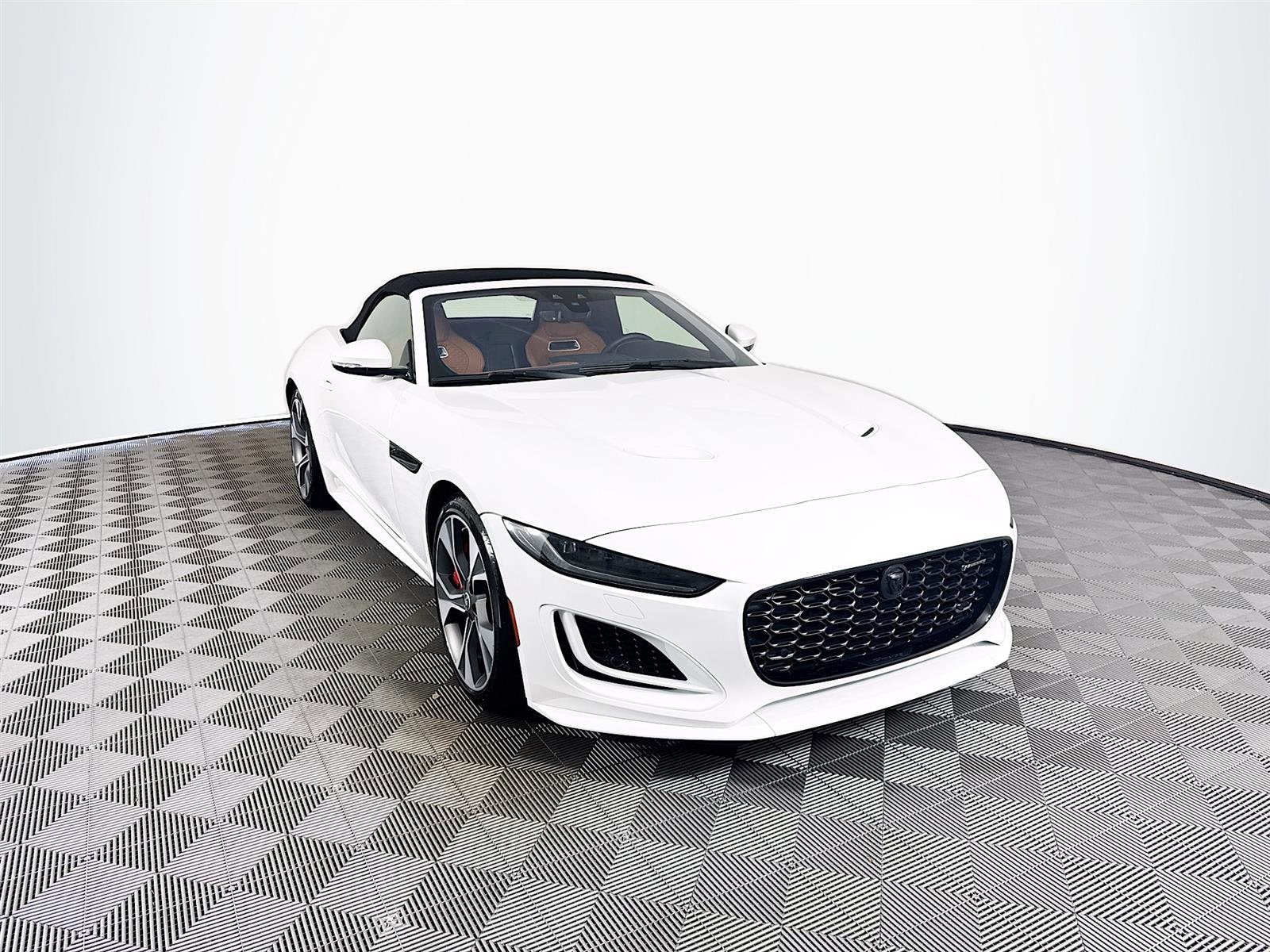 2024 Jaguar F-Type R-Dynamic
