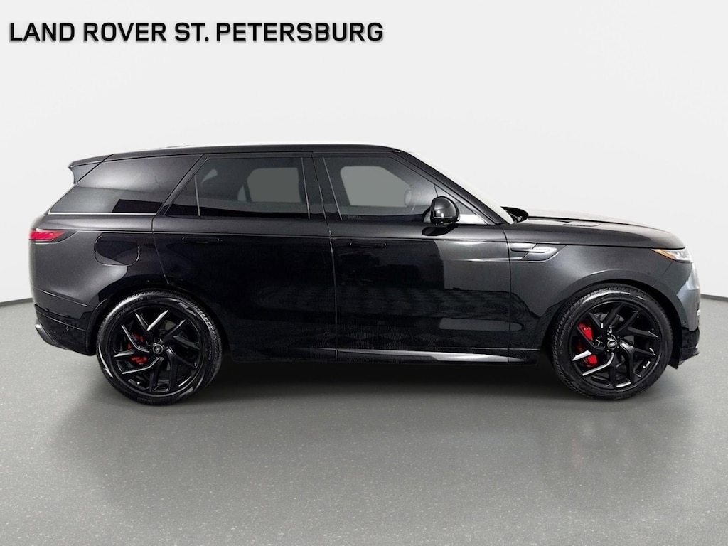 Used 2024 Land Rover Range Rover Sport Dynamic SE SUV