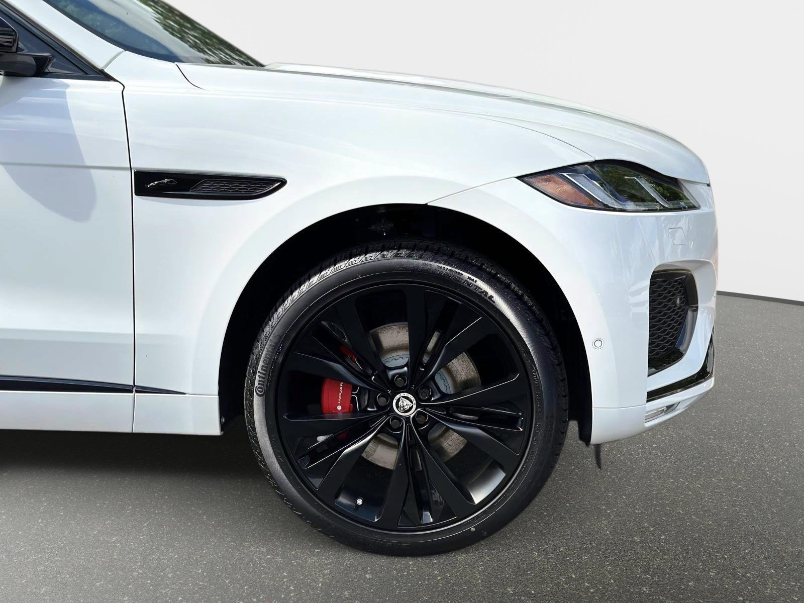 2026 Jaguar F-Pace R-Dynamic S - Photo 6