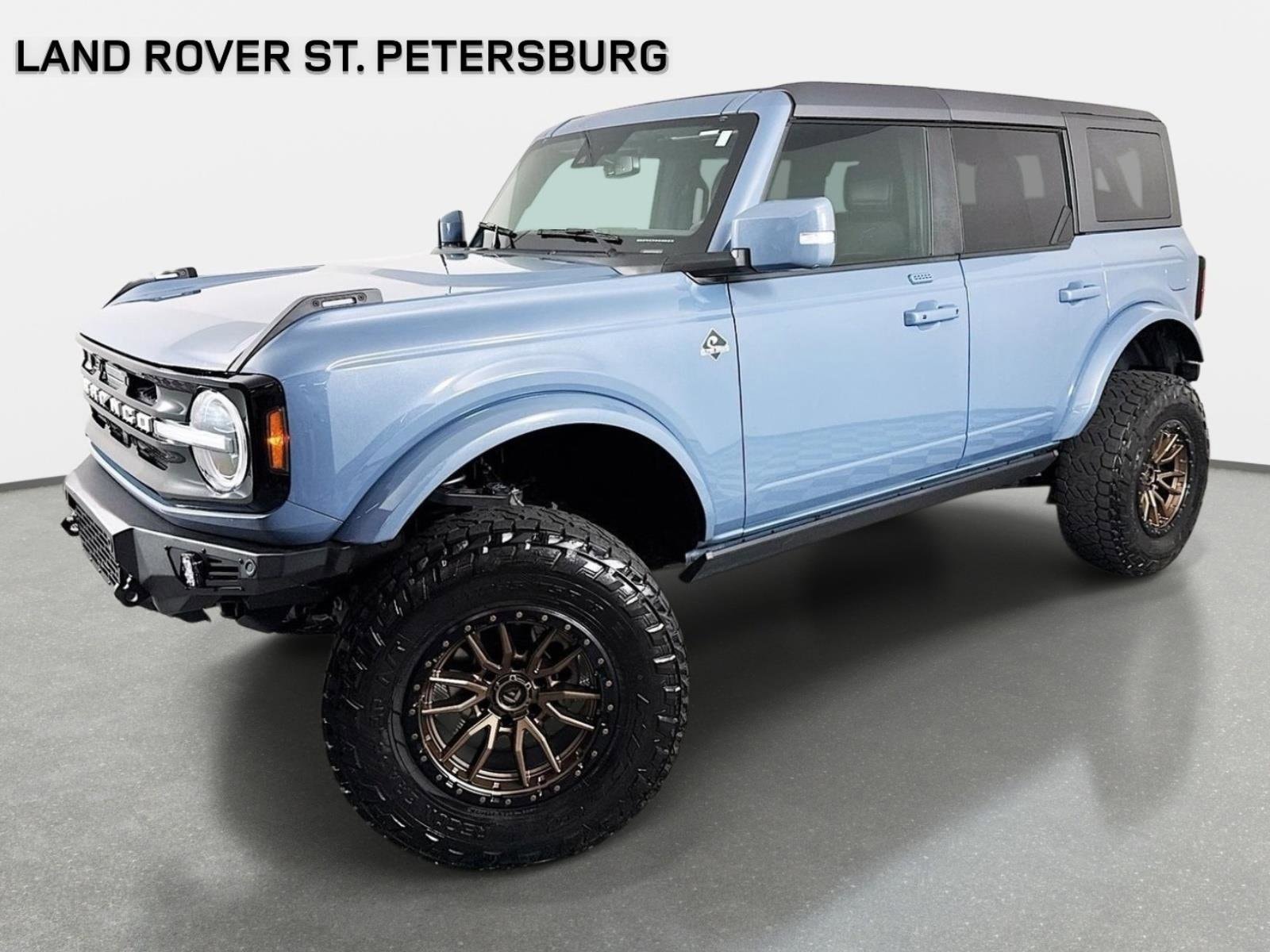 2023 Ford Bronco Outer Banks 4x4's photo