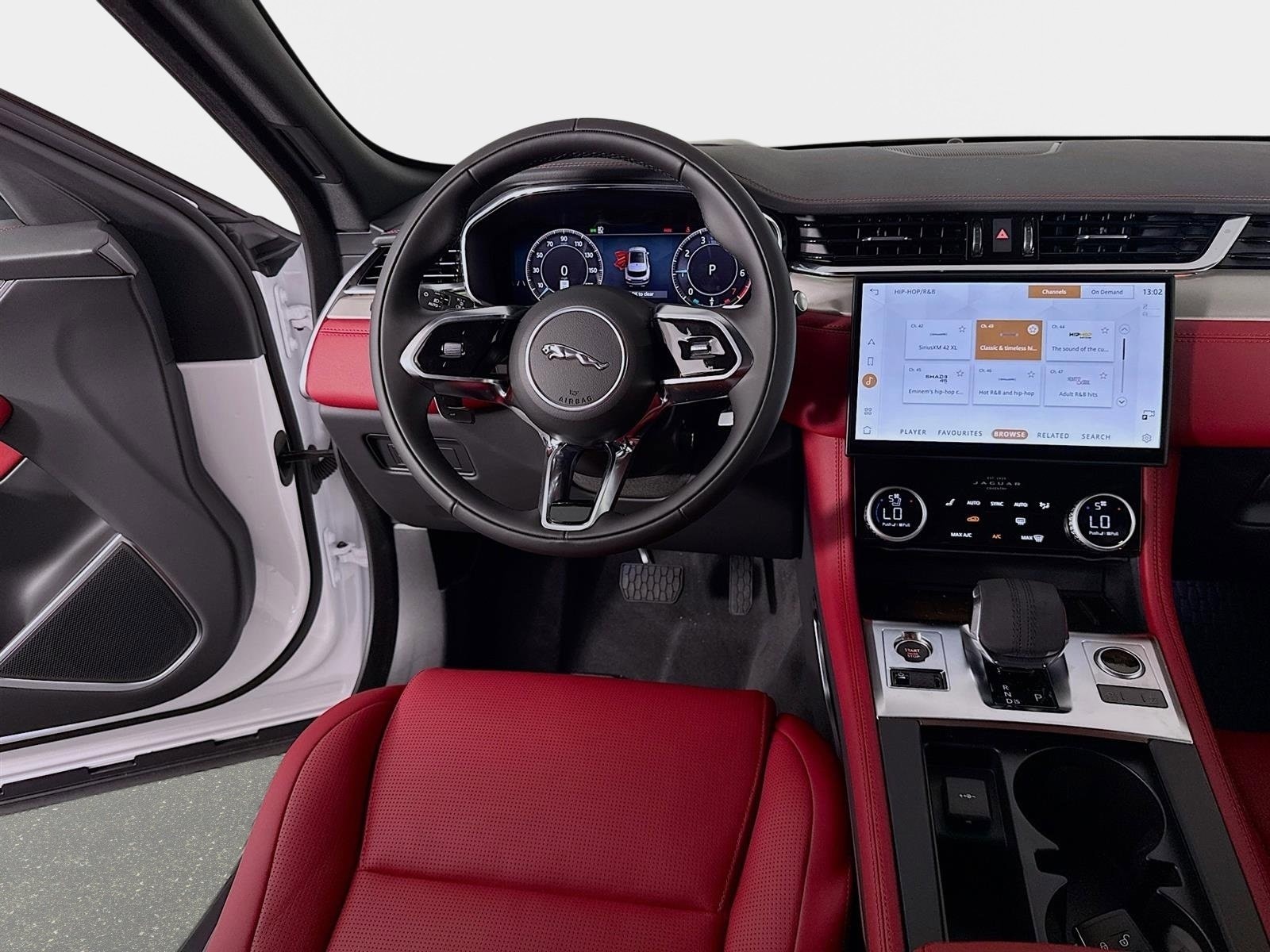 2026 Jaguar F-Pace R-Dynamic S - Photo 25