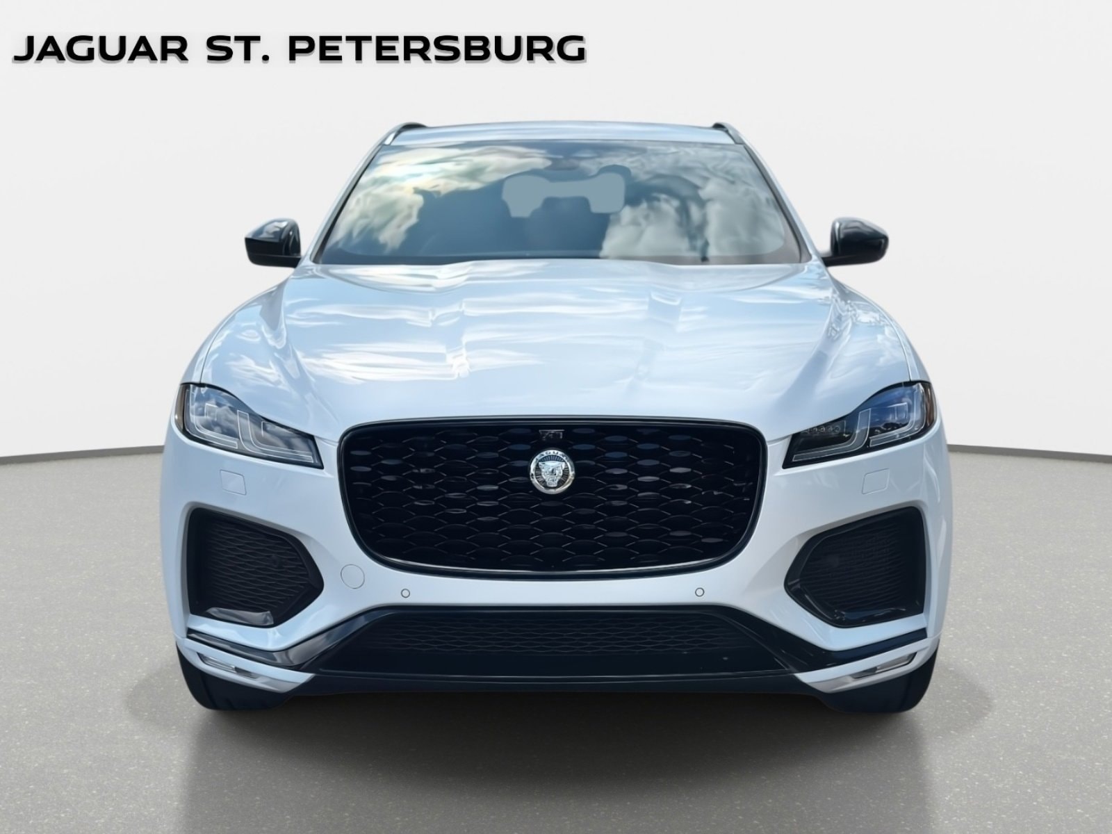 2026 Jaguar F-Pace R-Dynamic S - Photo 2