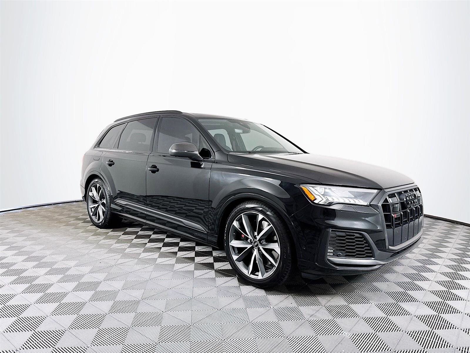 2022 Audi SQ7 Premium Plus photo 3