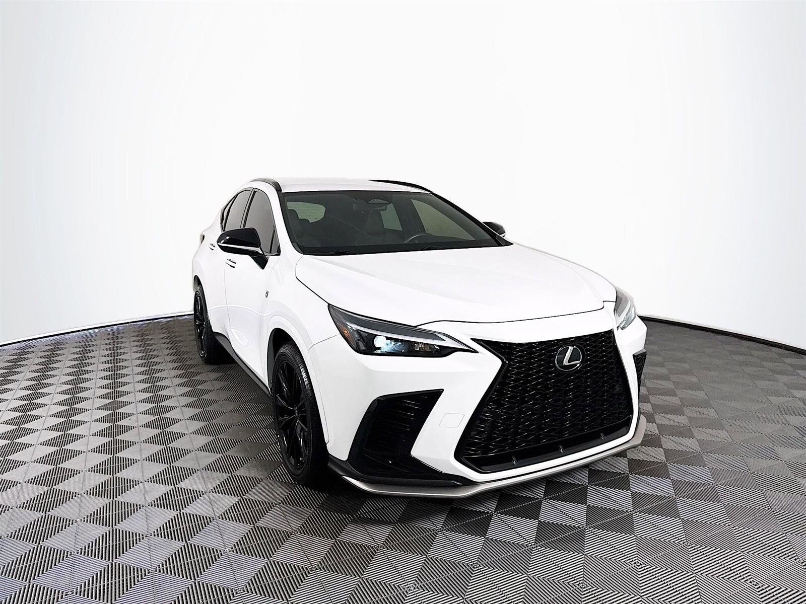 2023 Lexus NX 350 F SPORT Handling photo 3