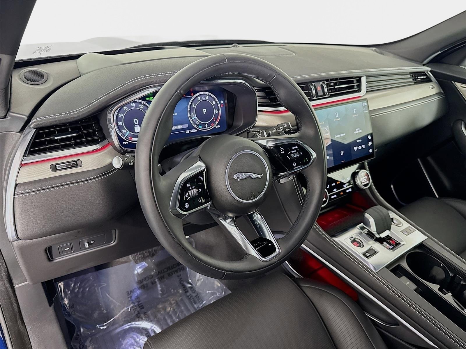 2026 Jaguar F-Pace R-Dynamic S - Photo 9