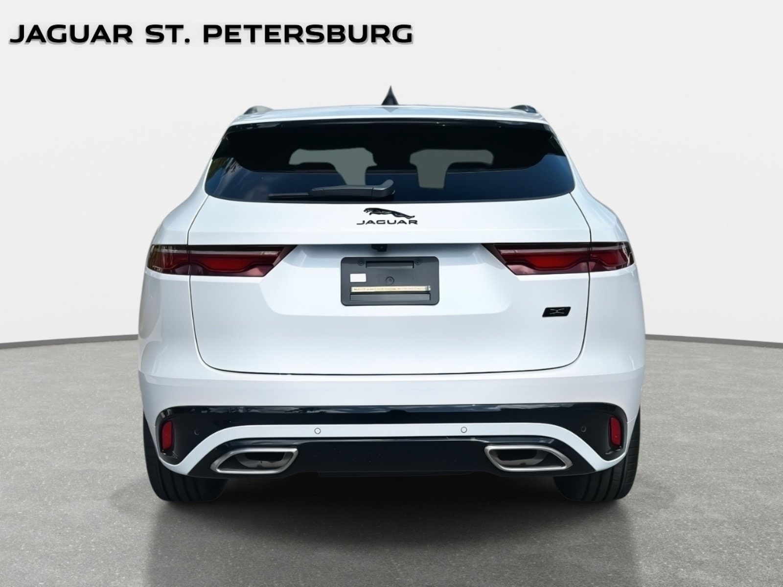 2026 Jaguar F-Pace R-Dynamic S - Photo 3