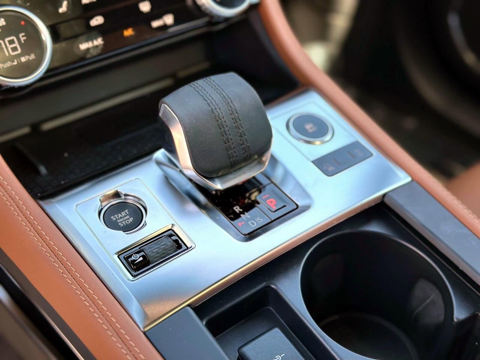 2026 Jaguar F-Pace R-Dynamic S - Photo 19