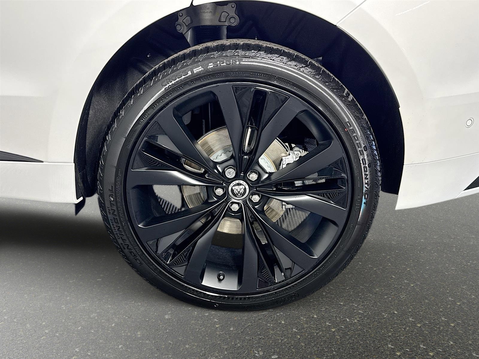 2026 Jaguar F-Pace R-Dynamic S - Photo 33