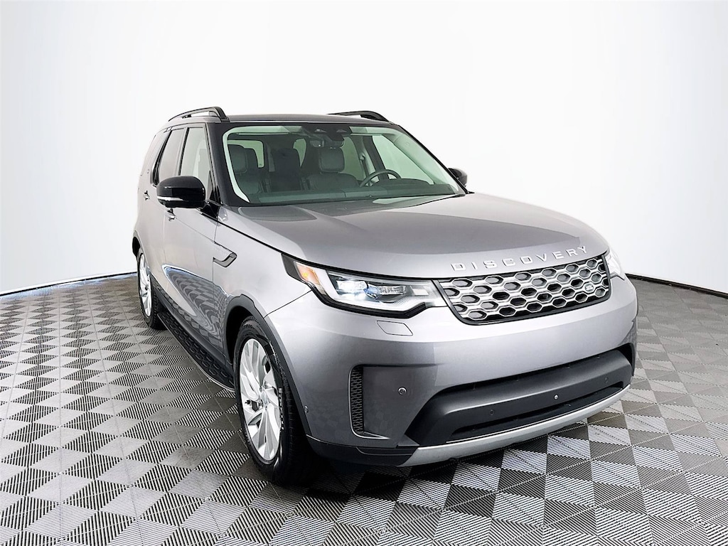 Used 2024 Land Rover Discovery P300 S SUV