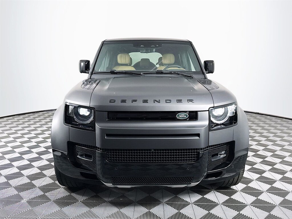 Used 2025 Land Rover Defender 110 V8 SUV