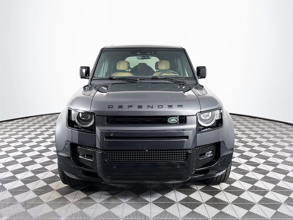 Used 2025 Land Rover Defender 110 V8 SUV