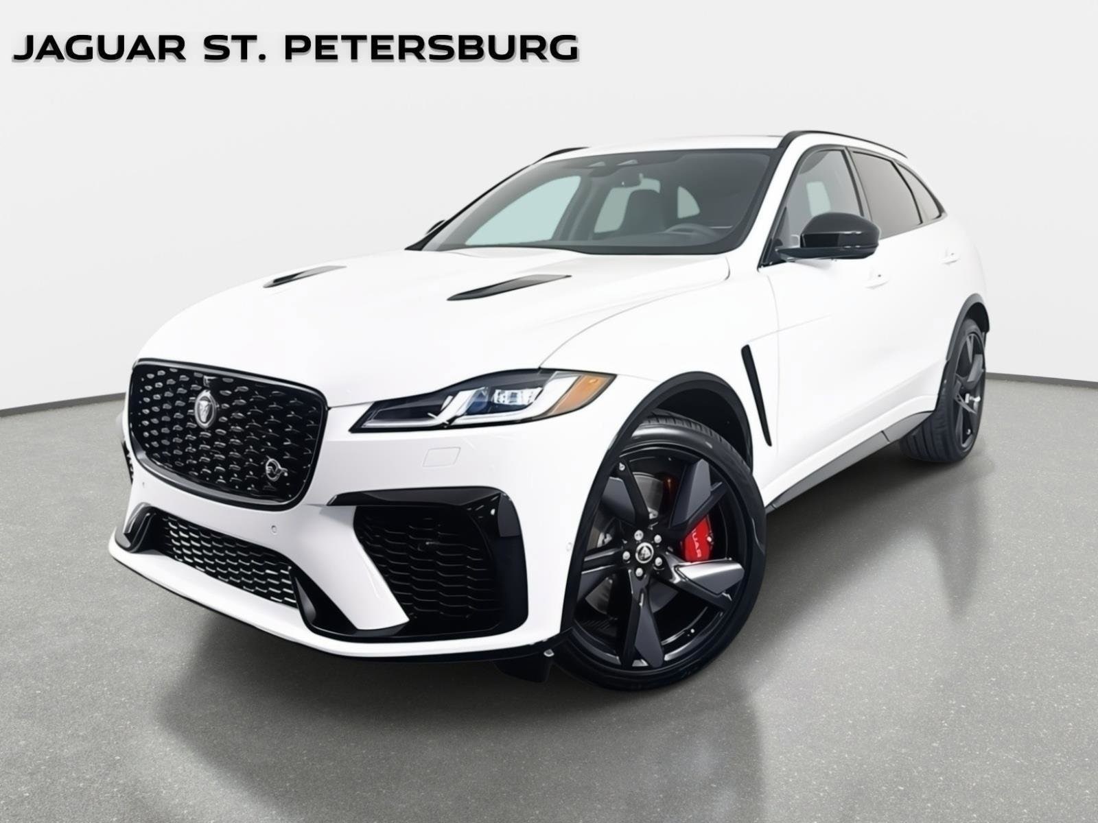 2025 Jaguar F-PACE SVR's photo