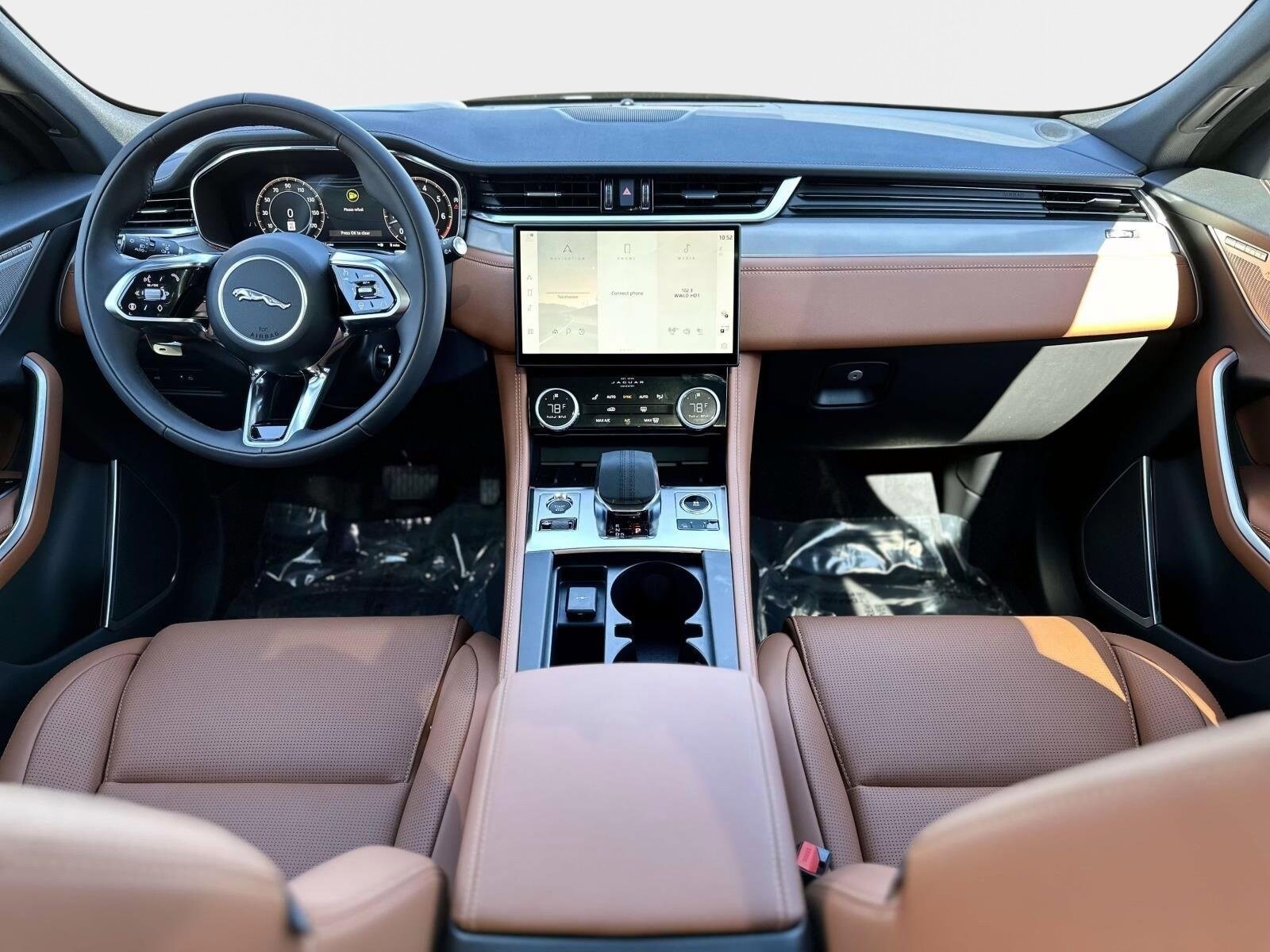 2026 Jaguar F-Pace R-Dynamic S - Photo 11