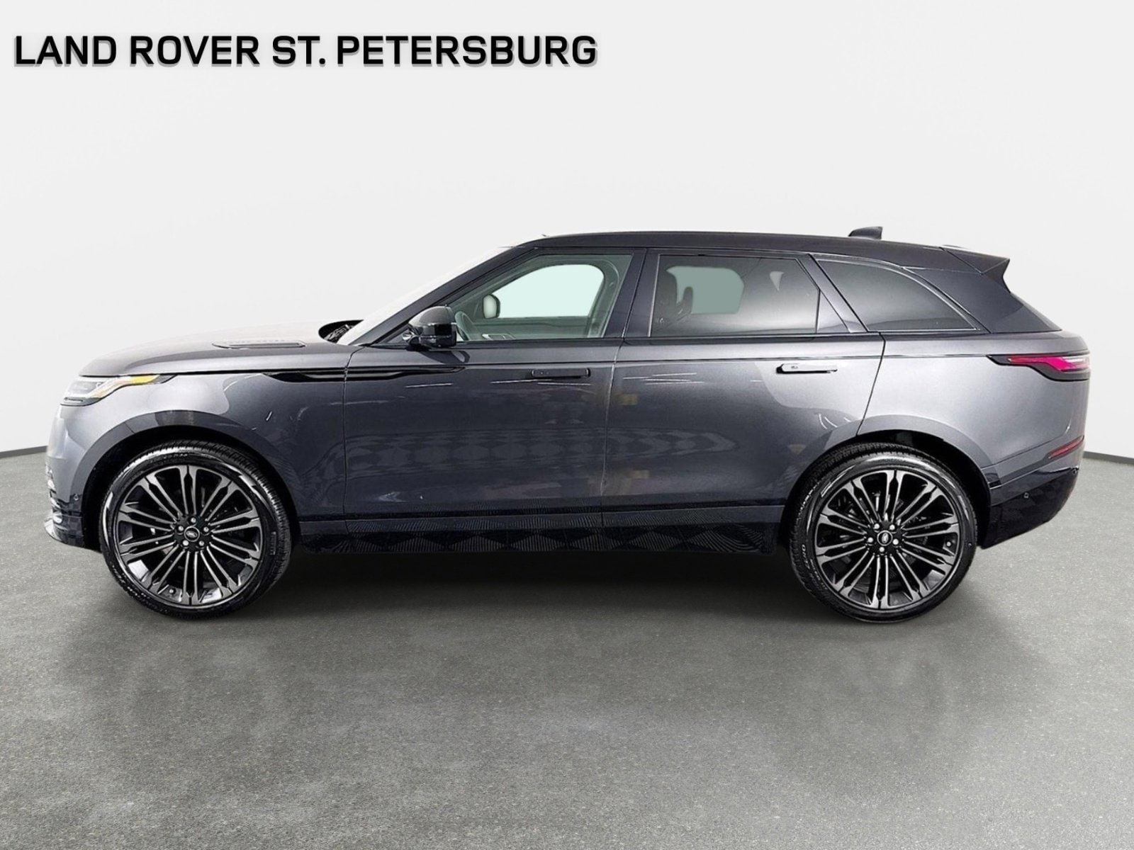 2026 Land Rover Range Rover Velar Dynamic SE - Photo 8