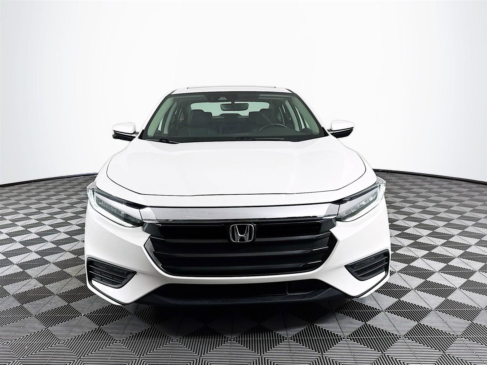 Used 2019 Honda Insight Touring with VIN 19XZE4F92KE011906 for sale in Saint Petersburg, FL