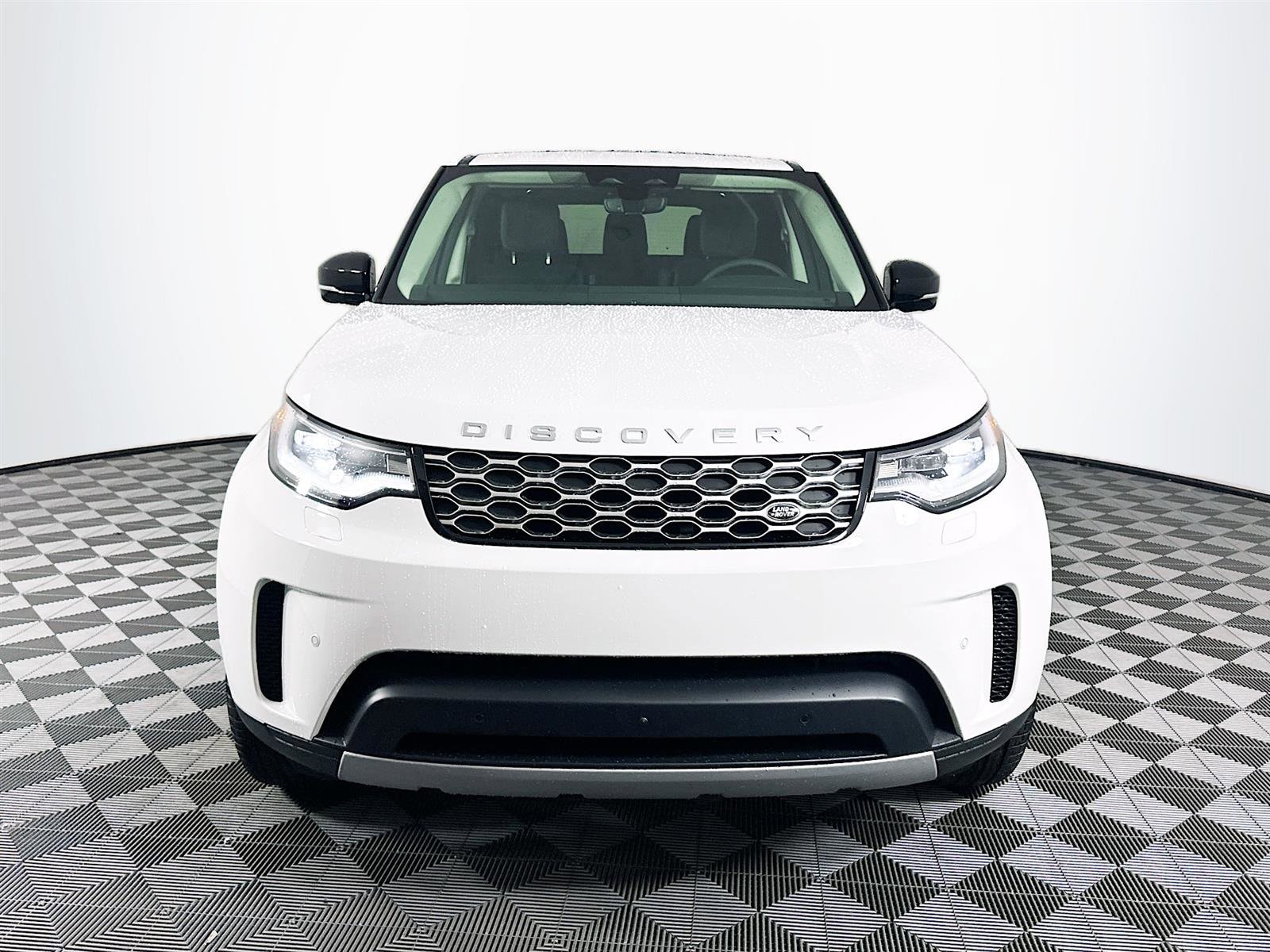 Used 2024 Land Rover Discovery S with VIN SALRJ2EX3R2502775 for sale in Saint Petersburg, FL