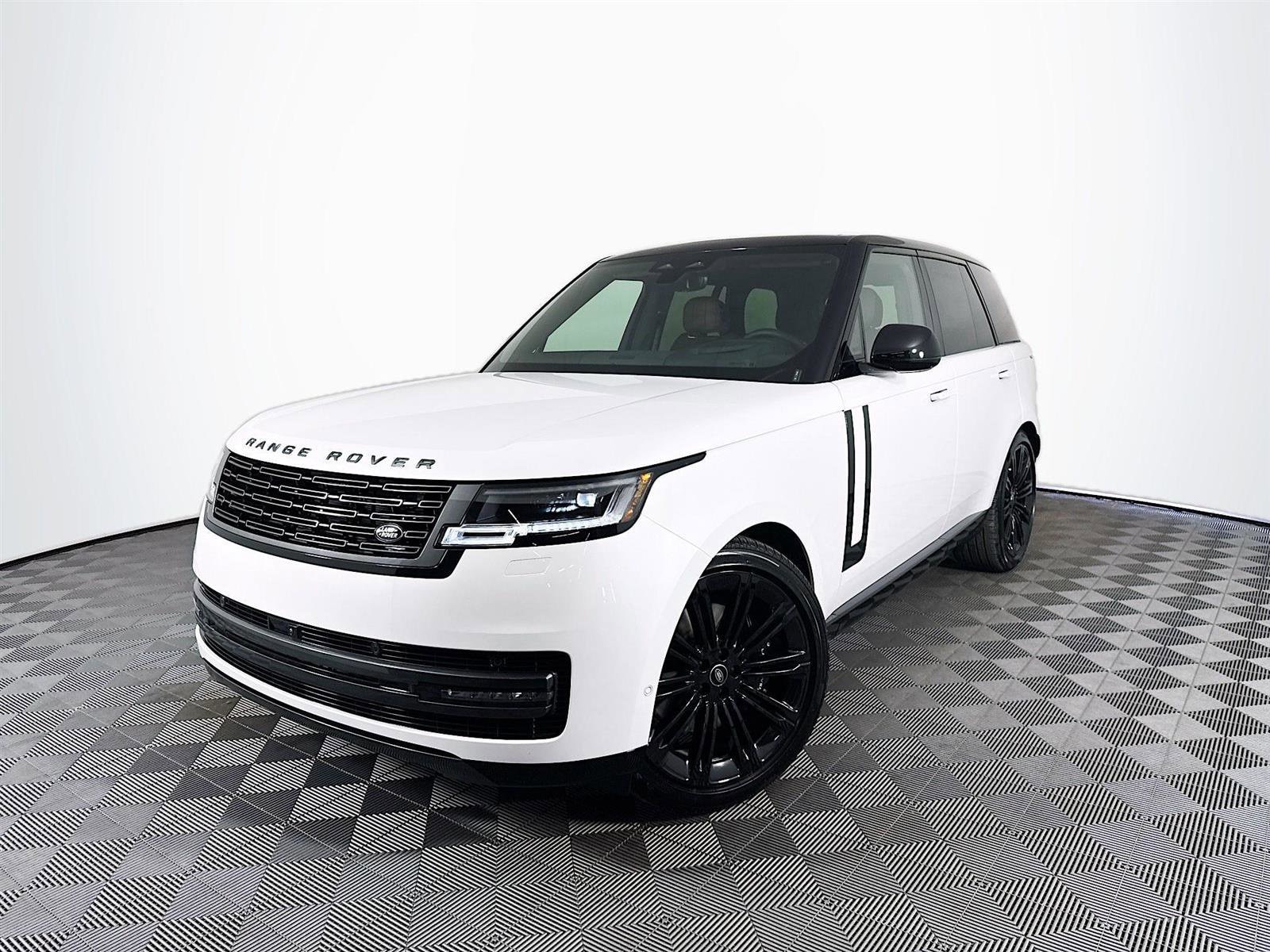 2025 Land Rover Range Rover SUV 