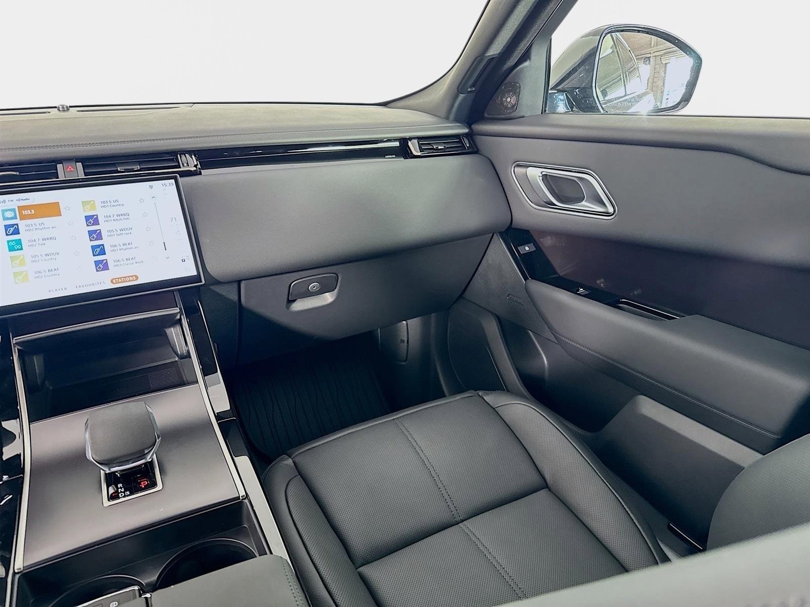 2026 Land Rover Range Rover Velar Dynamic SE - Photo 26