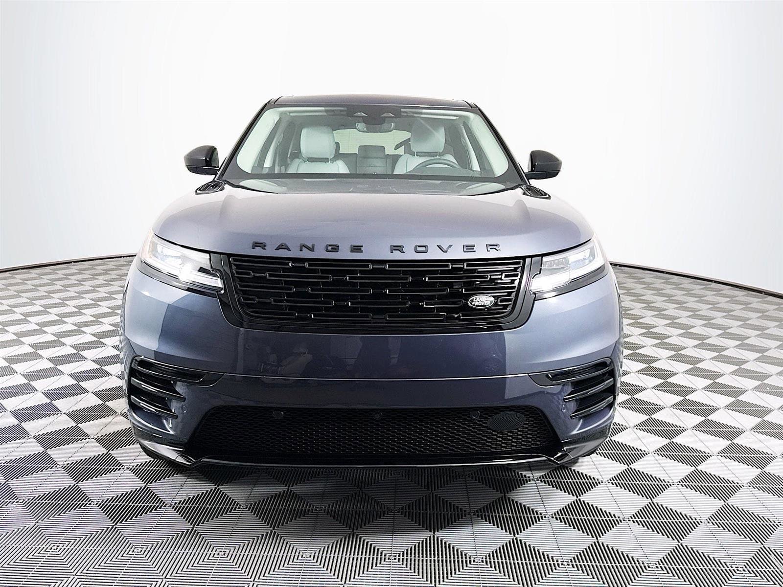 Used 2025 Land Rover Range Rover Velar Dynamic SE with VIN SALYL2EX8SA812504 for sale in Saint Petersburg, FL