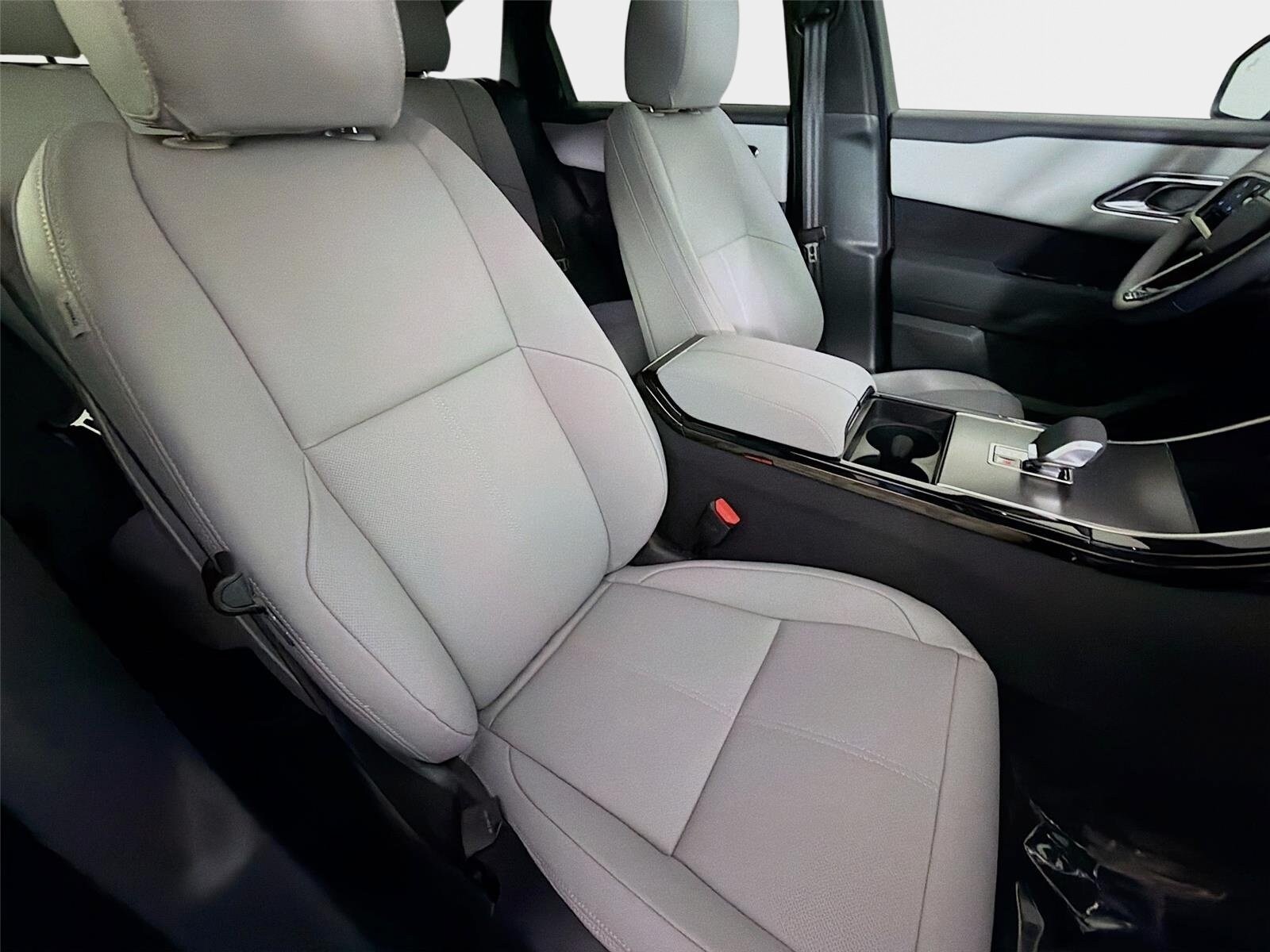 2026 Land Rover Range Rover Velar Dynamic SE - Photo 28